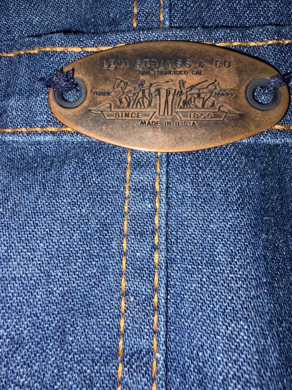 Vintage Levi’s Button-Front Dark Denim Midi Dress - Picture 4 of 6